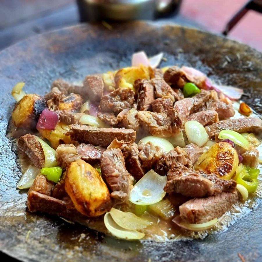 Lângă Stână Hotel Curtea De Arges Ngoại thất bức ảnh